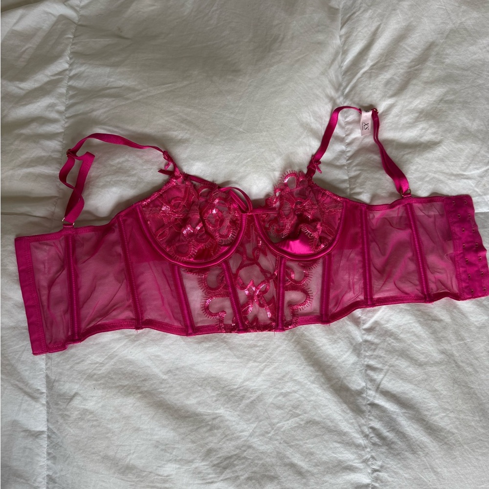 Elegant Pink Lace Bralette